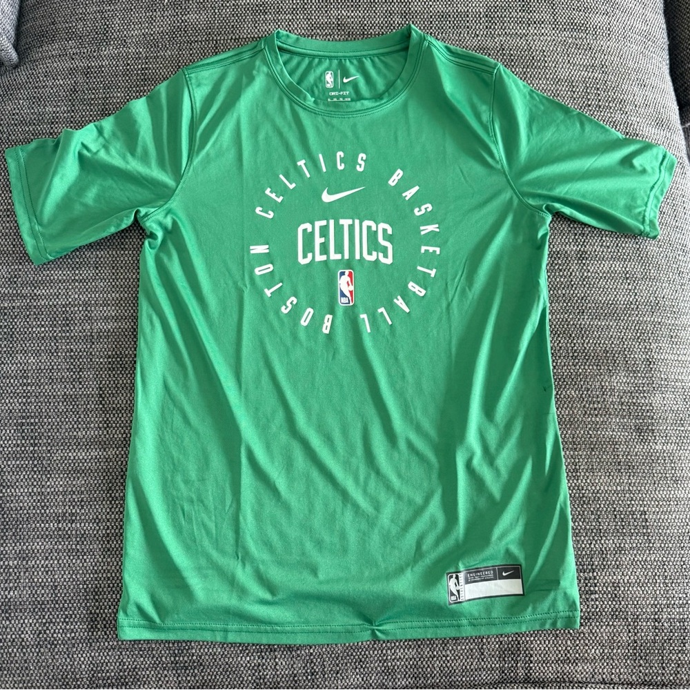 Boys Nike Dri-Fit Boston Celtics Green Basketball Tee